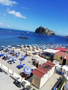 One bedroom appartement at Ischia 20 m away from the beach with sea view and terrace